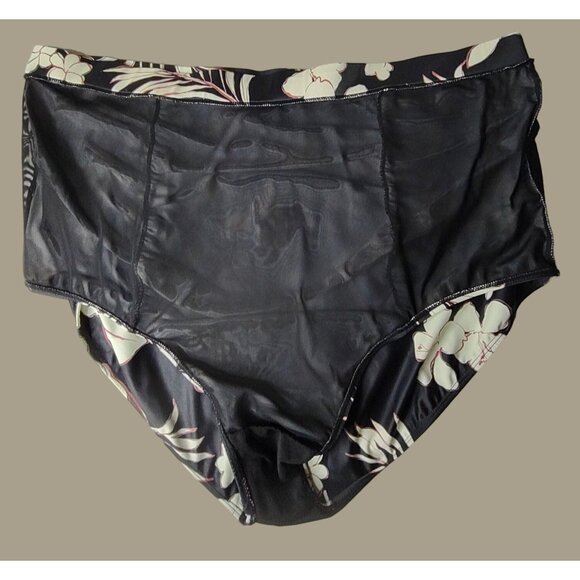 In the Style Women's Black and Cream Floral 2-piece Bikini Set Size 26 NWT - Picture 8 of 16